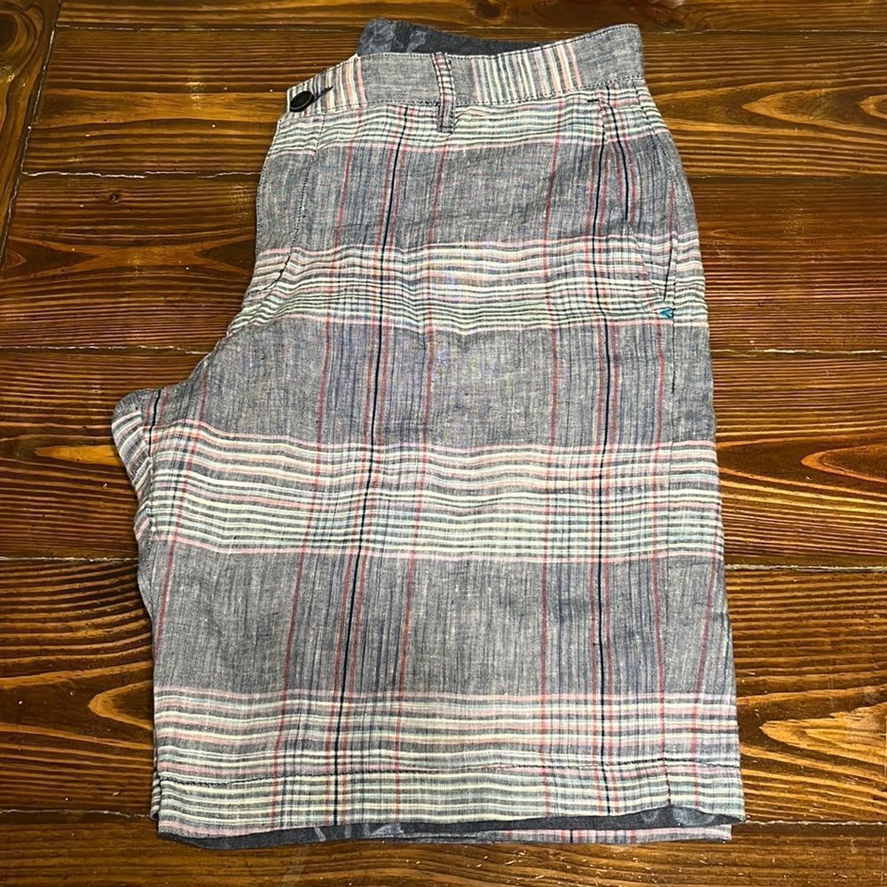 NWOT Tommy Bahama Reversible Mens Shorts Size 33
